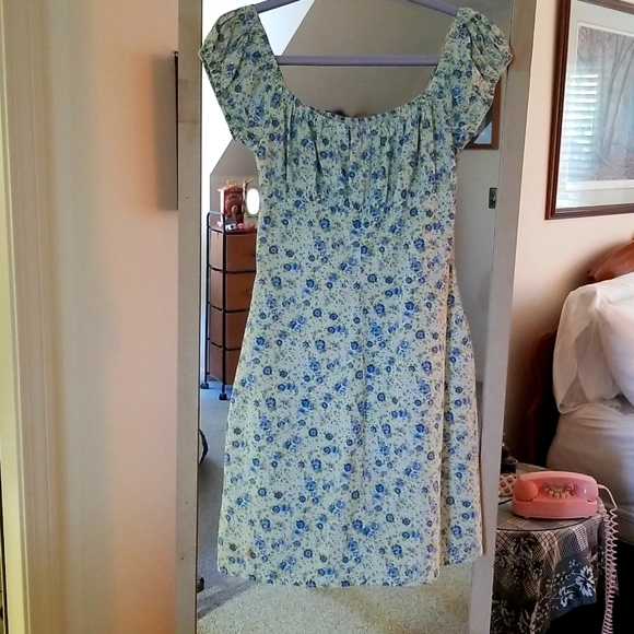 💐VINTAGE RARE MODA INTERNATIONAL VICTORIA SECRET FLORAL DRESS💐 - Picture 2 of 7